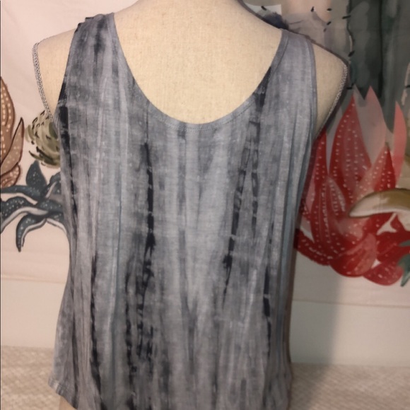 Marble Pattern Piko Tank Top - Picture 2 of 3